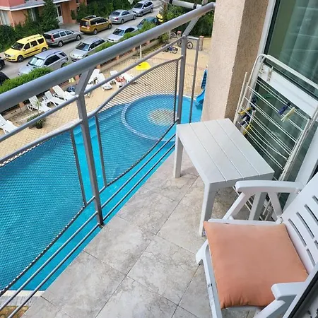 бляк сий. Vip апартамент Daire Sunny Beach