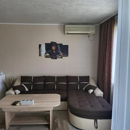 Daire бляк сий. Vip апартамент Sunny Beach