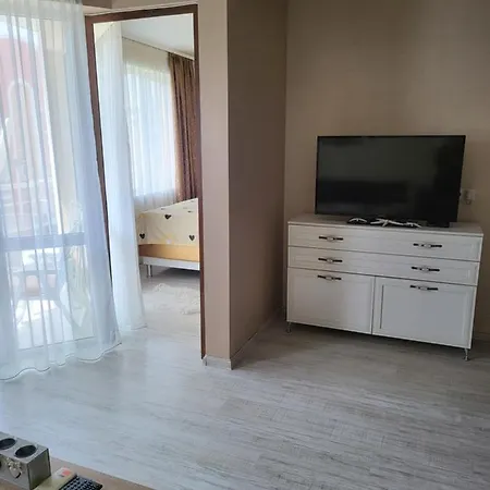 бляк сий. Vip апартамент Daire Sunny Beach